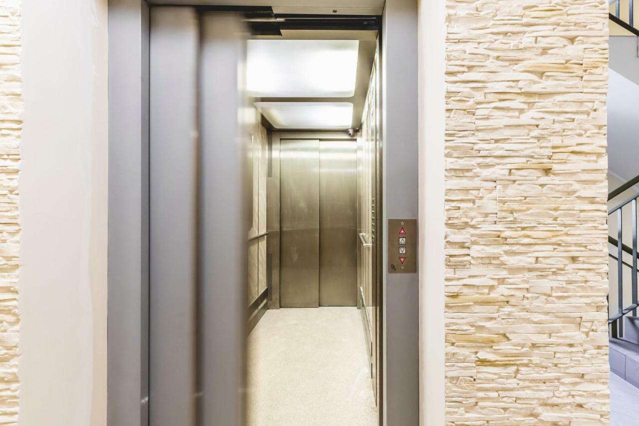 Apartament Niecala Kings Deluxe Lublin Luaran gambar